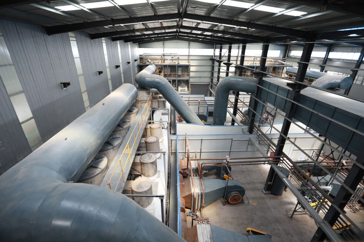Sludge dewatering equipment and treatment systems