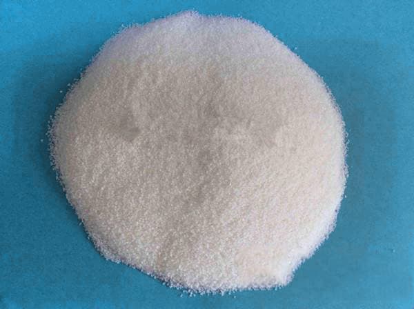 Anionic polyacrylamide powder in an industrial production setting